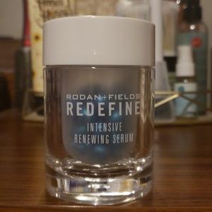 Rodan + Fields intensive renewing serum